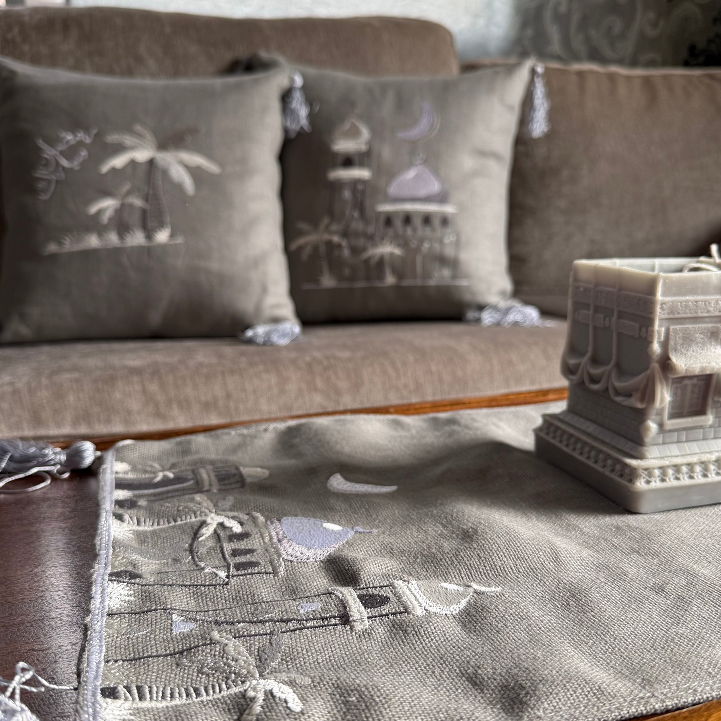 Ramadan Table & Sofa Set – Runner + 2 Decorative Pillows